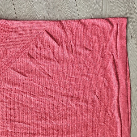 Lululemon Swifty Tech Activewear Athletic Short Sleeve Shirt, Large *Slight Flaw - Picture 13 of 13